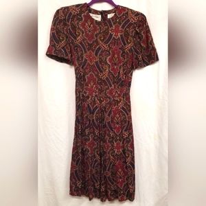 Vintage 80s Karin Stevens Cottagecore Short Sleeve Smocked Waist Dress 4